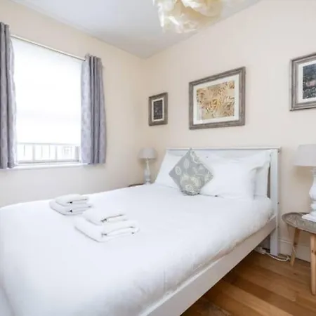 Daire Artist's Central Apartment! Dublin
