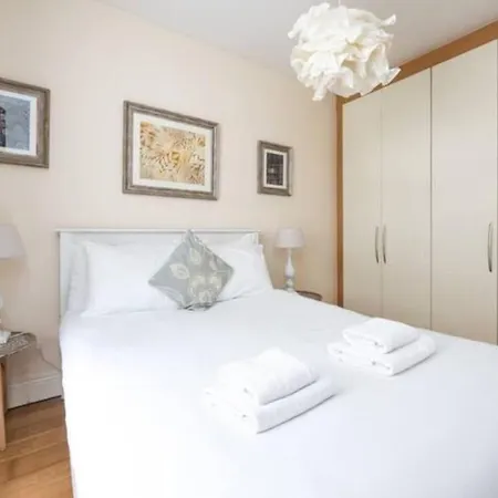 Appartamento Artist's Central Apartment!
